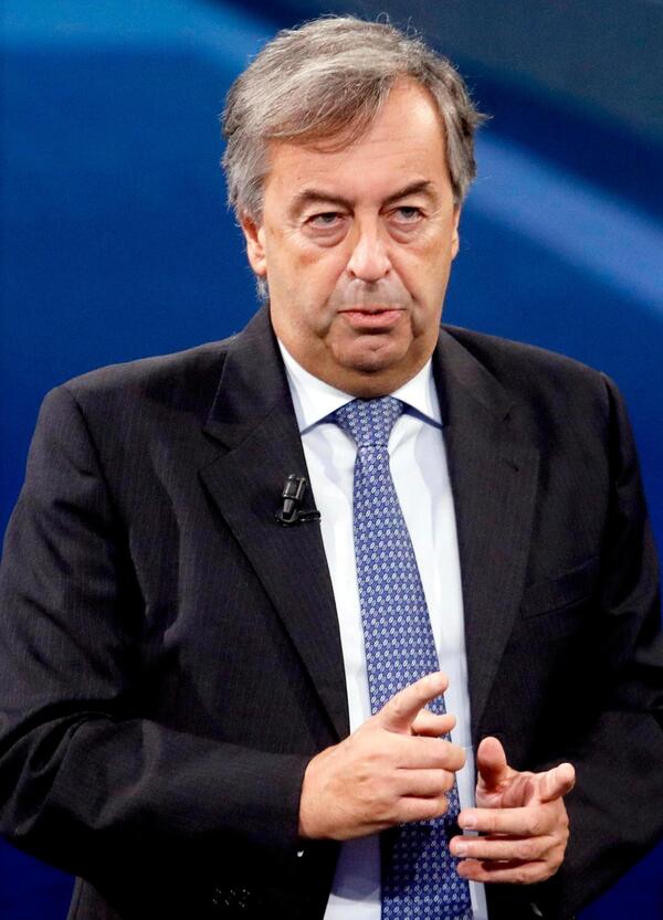 Burioni fa la vittima eroe della divulgazione, ma si sposta su Substack (a pagamento) ed &egrave; il primo a diffondere odio