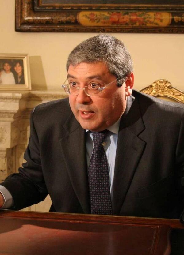 Moriremo tutti cuffariani. Tot&ograve; Cuffaro &egrave; l&#039;archetipo della politica