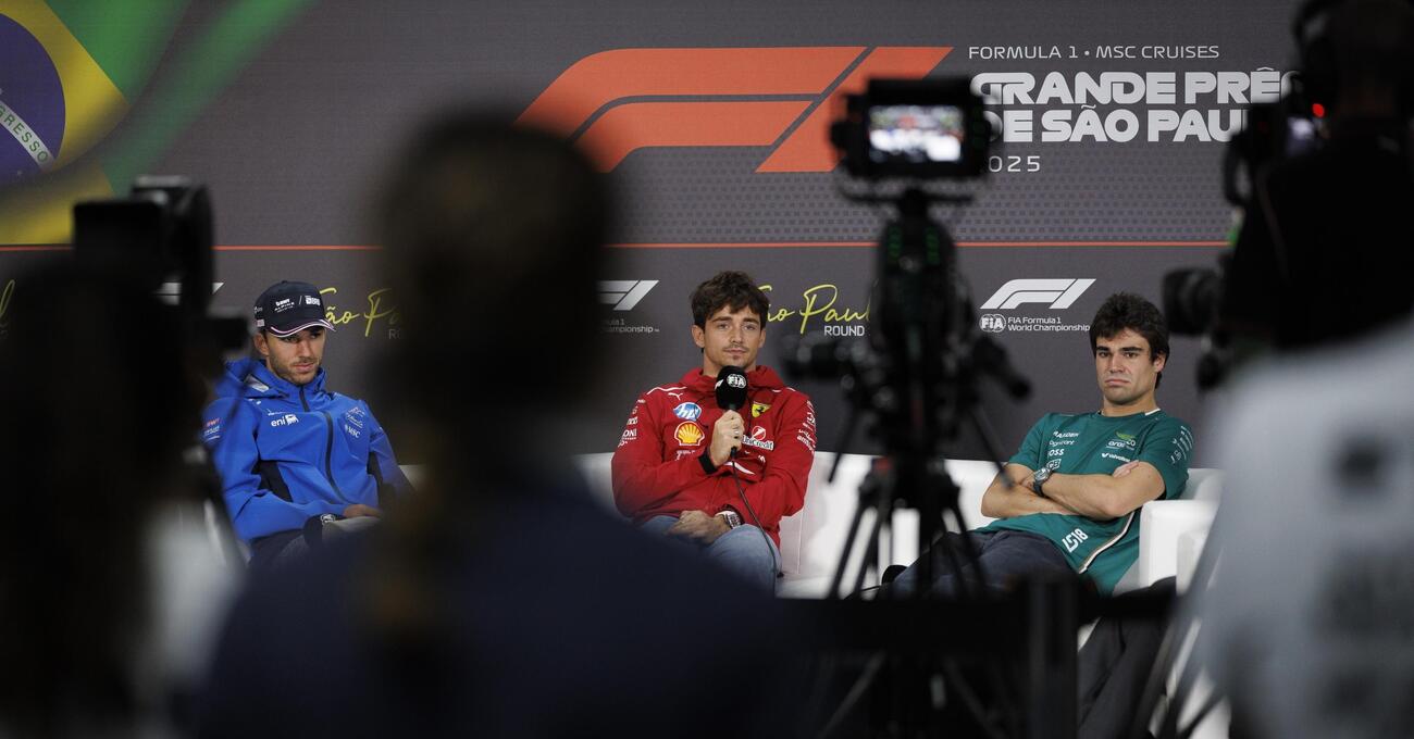 A Interlagos Leclerc fa sognare Ferrari, Hamilton omaggia Senna e Antonelli ci fa commuovere tutti. Helmut Marko, invece, interviene duro sulla lotta per il Mondiale