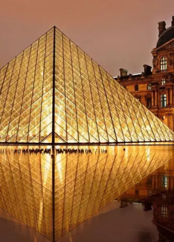 Davvero uno degli arrestati per il colpo al Louvre &egrave; un mago delle moto? S&igrave;, i suoi video sono virali e c&rsquo;&egrave; altro da dire&hellip;