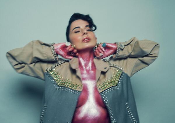 Il meglio (e il peggio) dei singoli della settimana: i Gorillaz, Paola Iezzi e le tristi superstar, Katy Perry inutilmente epica, Franco 126 ci conduce nella notte&hellip;