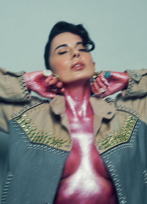 Il meglio (e il peggio) dei singoli della settimana: i Gorillaz, Paola Iezzi e le tristi superstar, Katy Perry inutilmente epica, Franco 126 ci conduce nella notte&hellip;