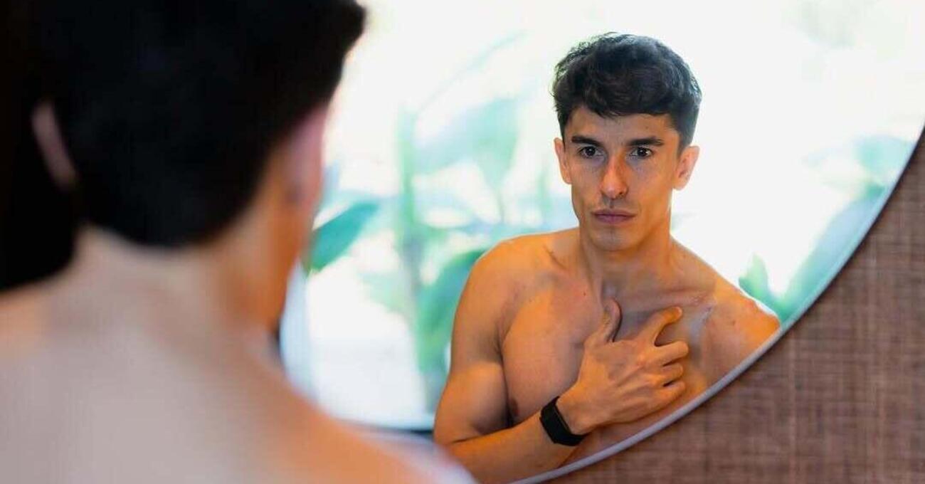 S&igrave;, s&rsquo;&egrave; piegata una vite nella spalla gi&agrave; martoriata di Marc Marquez. Davide Tardozzi: &ldquo;si allena sei ore al giorno&rdquo;. E sulla possibilit&agrave; di un&rsquo;altra operazione e il futuro&hellip; 