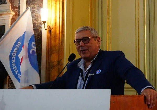 Cuffaro ha sempre avuto il vero potere in Sicilia perch&eacute; anche in carcere si &egrave; comportato da &ldquo;uomo&rdquo;. La rivelazione che racconta tutto di Tot&ograve; &ldquo;vasa vasa&rdquo;