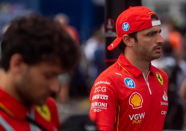 Ferrari, Elkann attacca i piloti e dalla Spagna rispondono con la solita storia: &ldquo;Sainz non si lamenta e pensa a guidare&rdquo;. Amici spagnoli, sveglia&hellip;