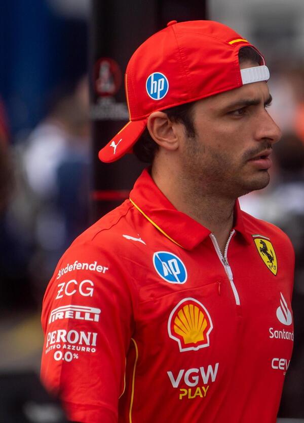 Ferrari, Elkann attacca i piloti e dalla Spagna rispondono con la solita storia: &ldquo;Sainz non si lamenta e pensa a guidare&rdquo;. Amici spagnoli, sveglia&hellip;