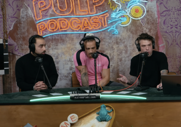 Lo strano caso dei due finti agenti nella sede di Doom e Pulp Podcast. Di cosa ha parlato Fedez per generare interesse in chi si muove come i servizi o una certa criminalit&agrave;?