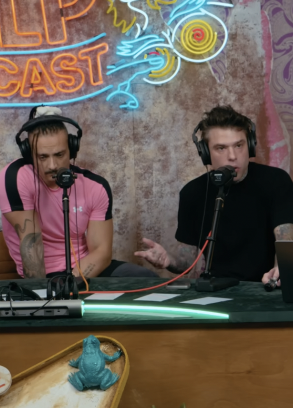 Lo strano caso dei due finti agenti nella sede di Doom e Pulp Podcast. Di cosa ha parlato Fedez per generare interesse in chi si muove come i servizi o una certa criminalit&agrave;?