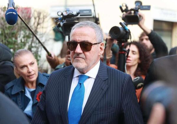 Delitto di Garlasco: la velenosa poesia di Venditti e la strana mossa dei pm di Brescia. Lovati aveva ragione? Si guarda ovunque per non guardare dove non si pu&ograve;