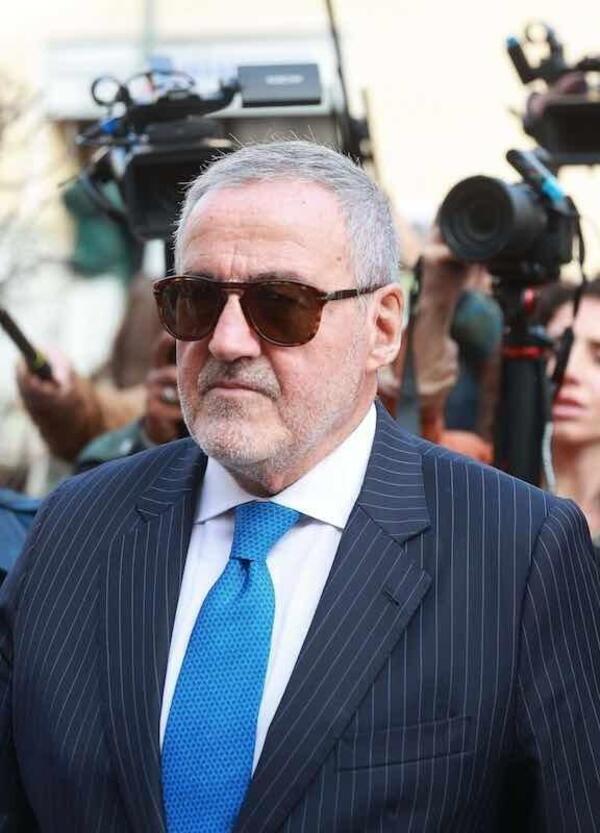 Delitto di Garlasco: la velenosa poesia di Venditti e la strana mossa dei pm di Brescia. Lovati aveva ragione? Si guarda ovunque per non guardare dove non si pu&ograve;