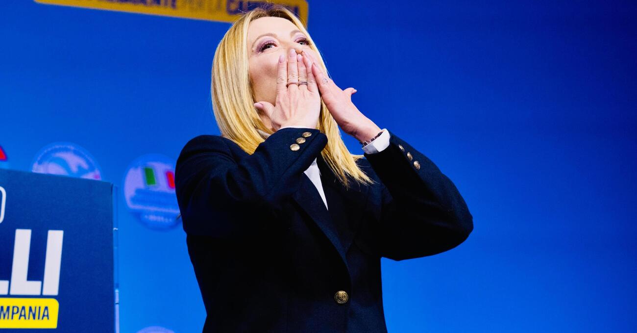 Il governo Meloni aumenta lo stipendio degli statali, ma che senso ha premiare un sistema parassita?