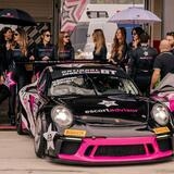 Come si racconta la passione? Con un giorno a Misano insieme a Davide Valsecchi, una Porsche GT3 in livrea Escort Advisor e due piloti che sanno emozionarsi 2