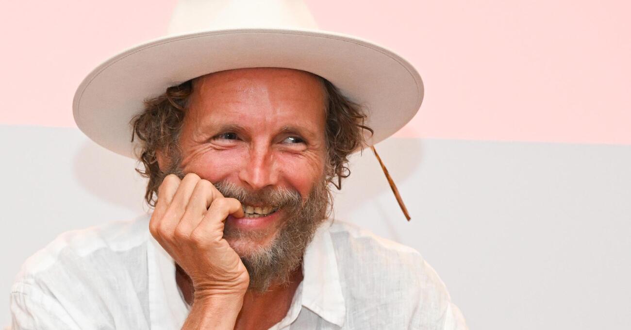 Ma com&rsquo;&egrave; il disco di Jovanotti fatto a NY? E Lucio Corsi che anticipa il Natale? Tutto quello che dovete sapere sui singoli della settimana