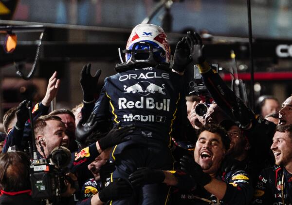 Verstappen-Antonelli, Las Vegas &egrave; tutta vostra! Norris sbaglia ma il Mondiale si avvicina, per Ferrari un&rsquo;altra delusione. E alla fine spunta anche Topolino