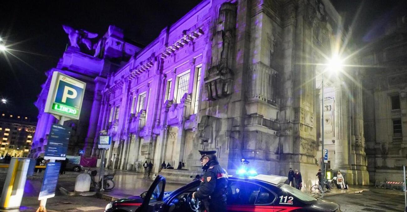 La storia del ladro in Stazione Centrale finito in coma per un telefono: ma il ragazzo che lo ha messo K.O. non difendeva solo un oggetto