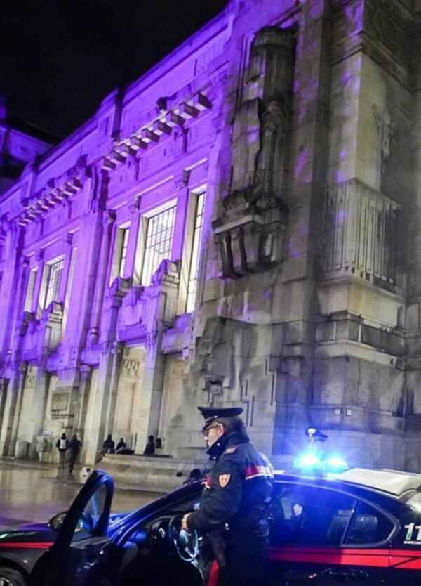 La storia del ladro in Stazione Centrale finito in coma per un telefono: ma il ragazzo che lo ha messo K.O. non difendeva solo un oggetto