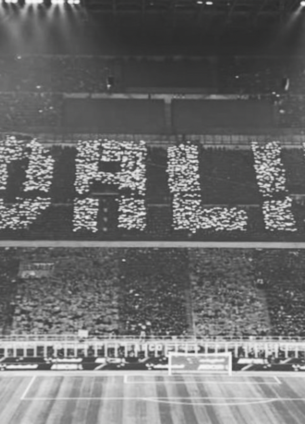 Chiesti 20 anni per Lucci e gli ultras della Sud, ma nel derby sugli spalti il Milan surclassa l&rsquo;Inter: recensione delle curve di San Siro