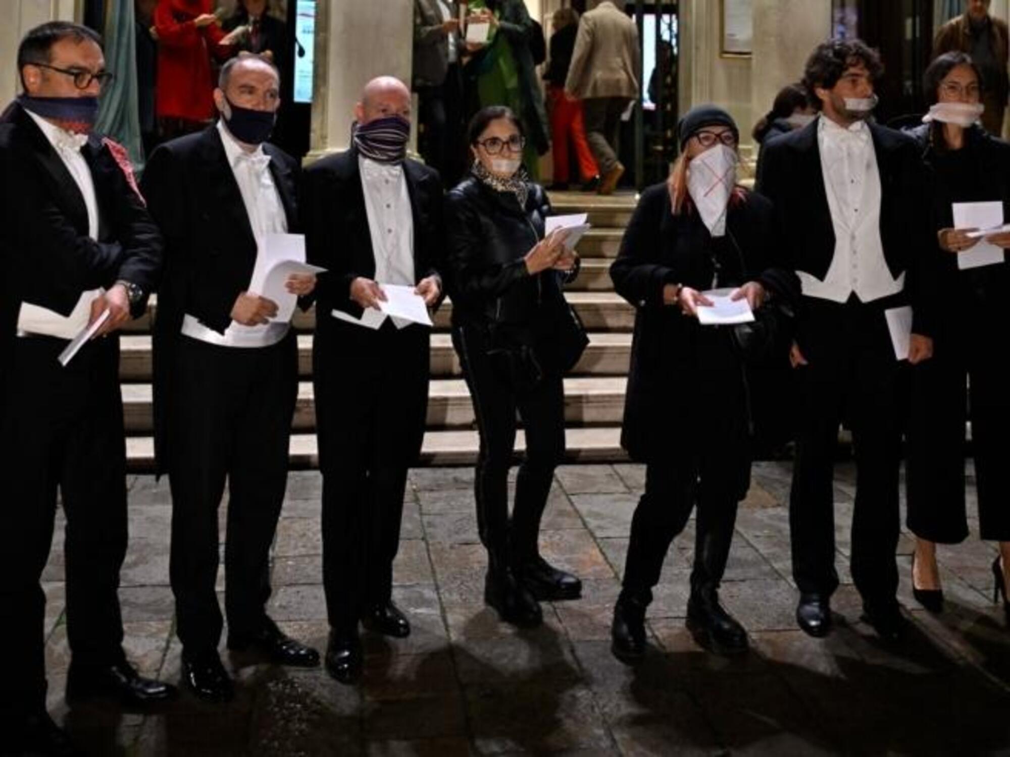 20251125 173840600 1862