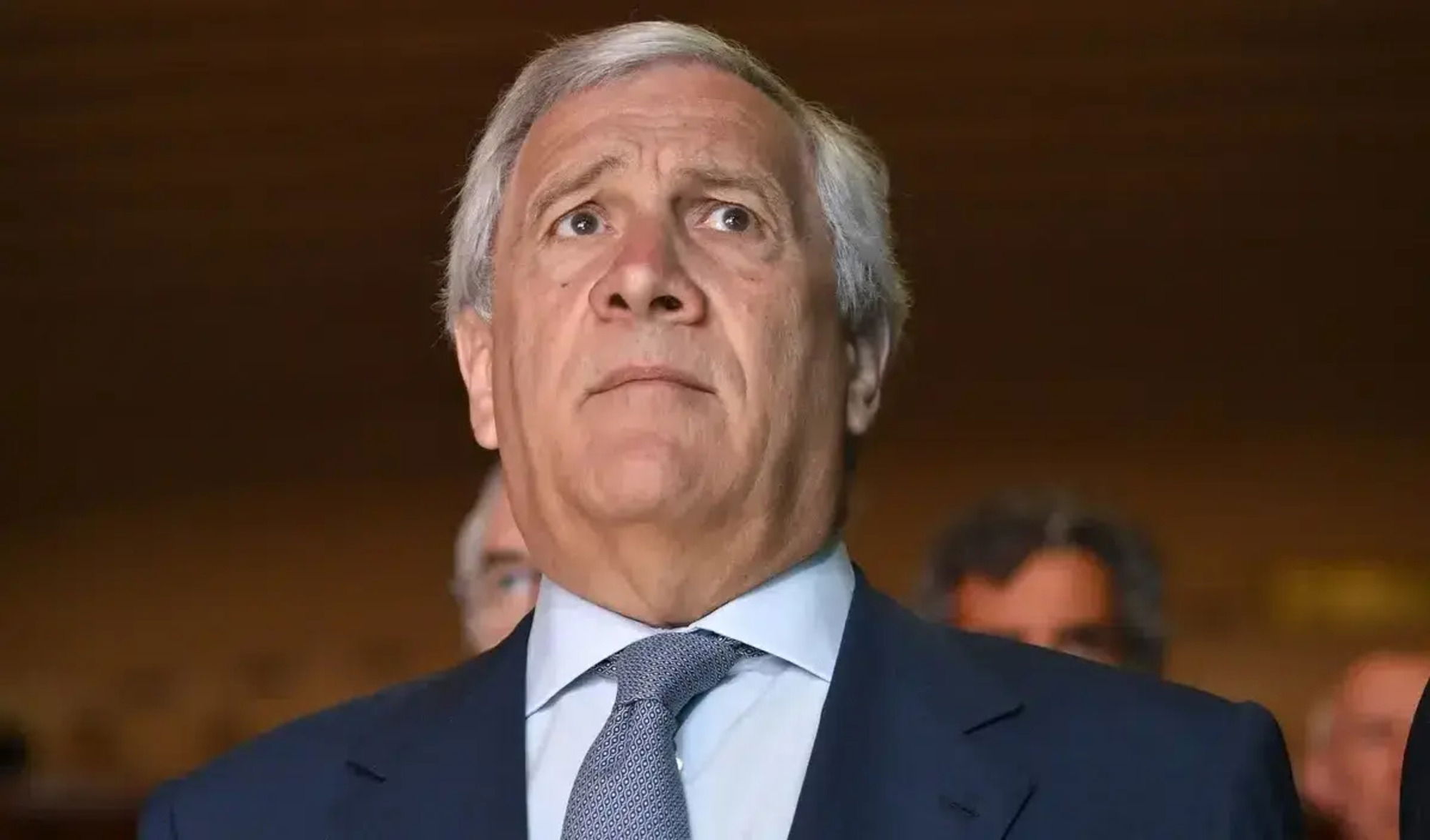 20251125 182403585 3037