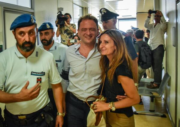 Terrazza Sentimento, Alberto Genovese apre una Fondazione per curare le dipendenze: da stuprat0re a benefattore e volontario contro la violenza sulle donne, lui pu&ograve;. Vero, Wall of Dolls? 