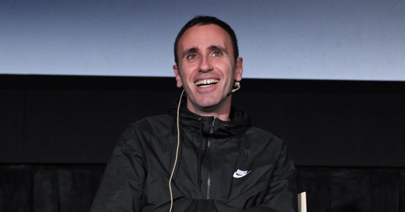 Zerocalcare snobba Roma e si &ldquo;milanesizza&rdquo; per la presentazione in anteprima del nuovo fumetto &ldquo;Nel nido dei serpenti&rdquo;? Altro che Rebibbia, ma c&rsquo;&egrave; pericolo che lo vedremo ordinare una brioche?