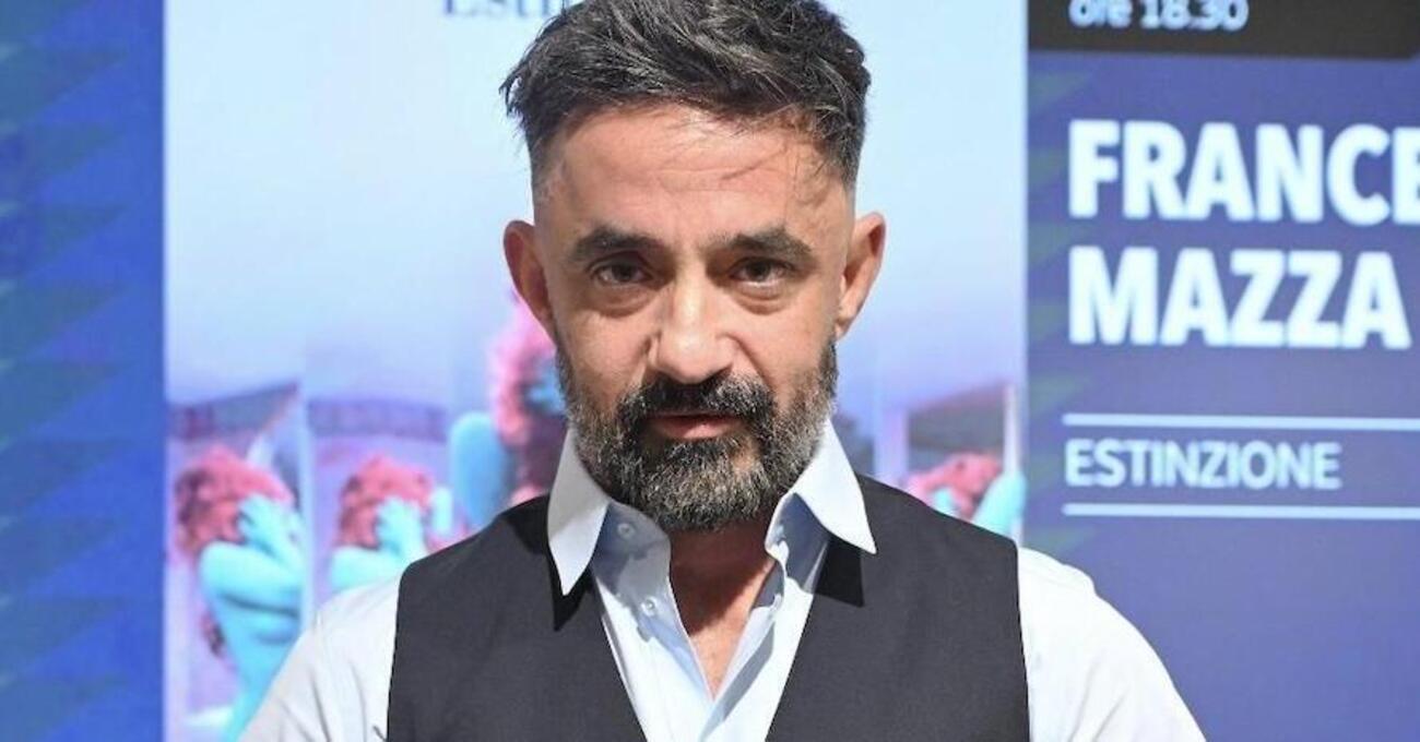 L&#039;Hemingway italiano si chiama Francesco Mazza. Lo abbiamo seguito in un match di jiu jitsu e parlato del suo romanzo Estinzione: &ldquo;Il capitalismo vuole solo surrogati dell&rsquo;amore&rdquo; 