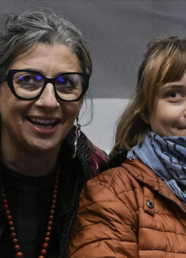 Francesca Albanese ha detto l&#039;ovvio: la violenza sta nell&#039;aria, &egrave; come il Capitale. E chi la critica in realt&agrave; la finanzia