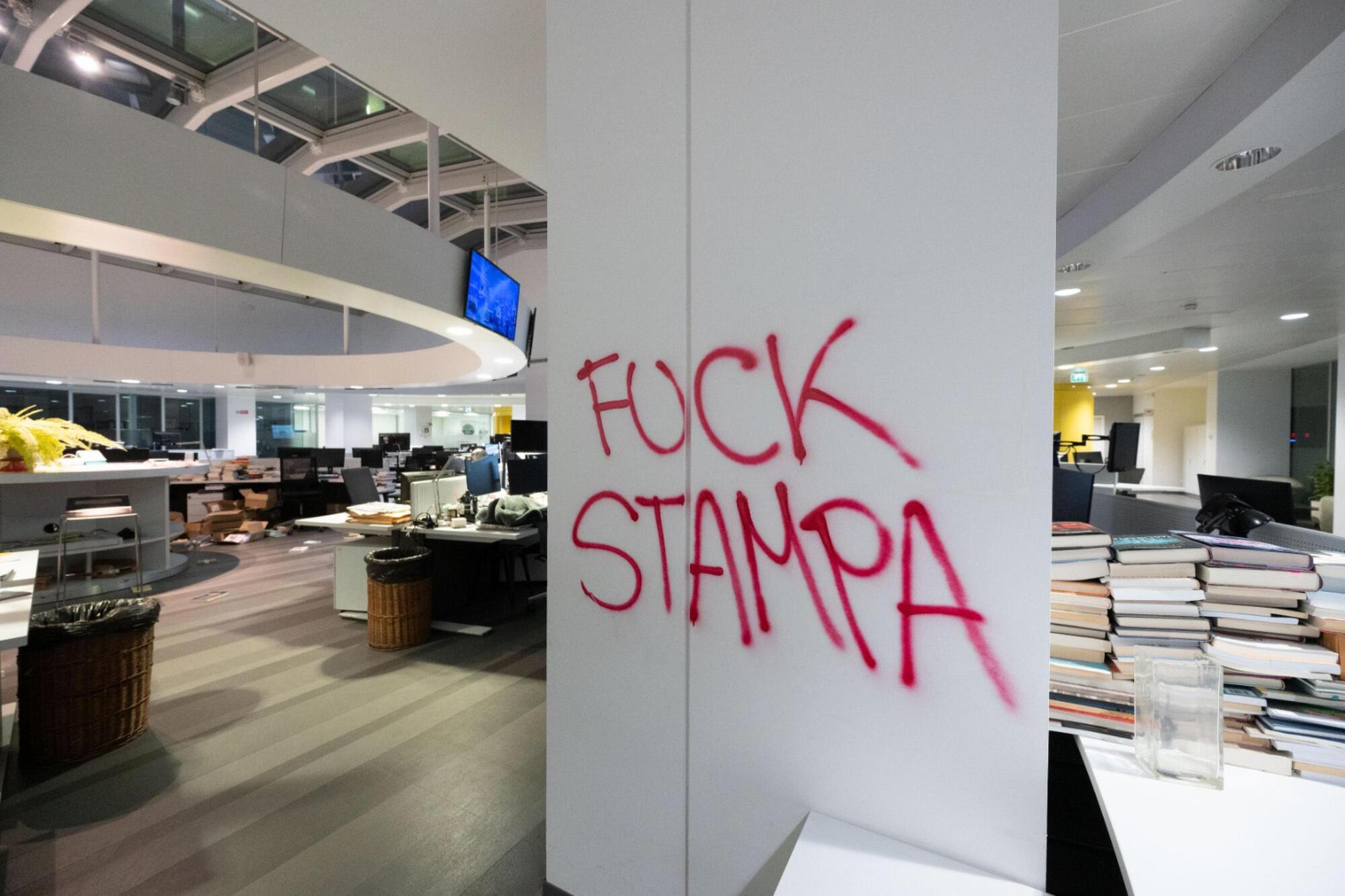 20251129 231136711 8872