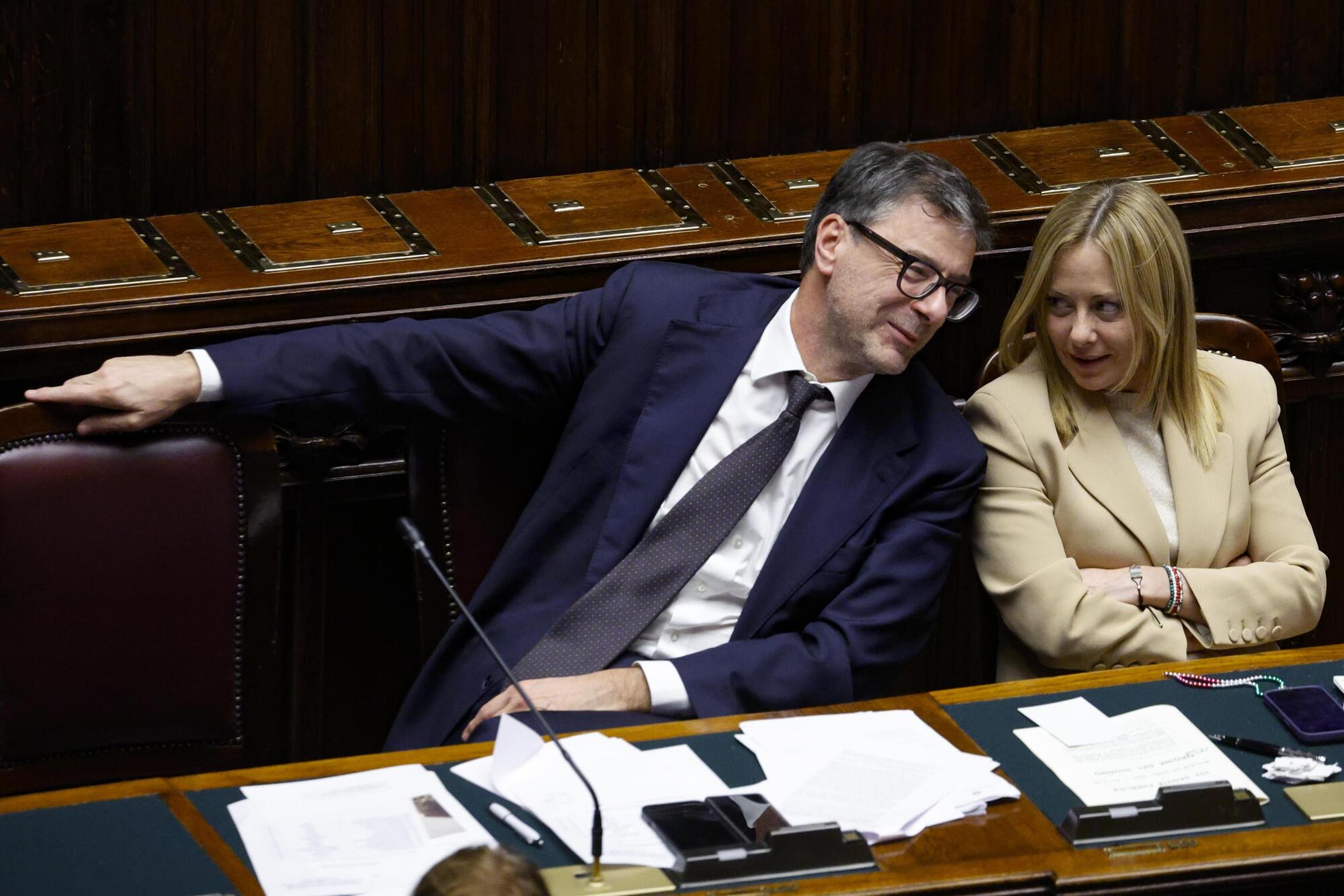 Giancarlo Giorgetti e Giorgi Meloni Ansa
