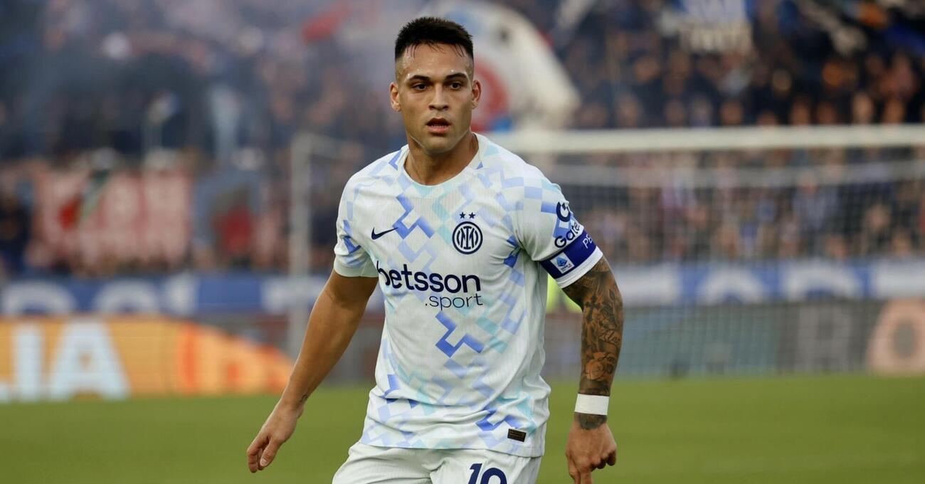 Ok la panchina che festeggia con Pio Esposito, ma perch&eacute; Lautaro &egrave; sembrato fuori dal gruppo? C&rsquo;&egrave; un problema con il capitano dell&rsquo;Inter?