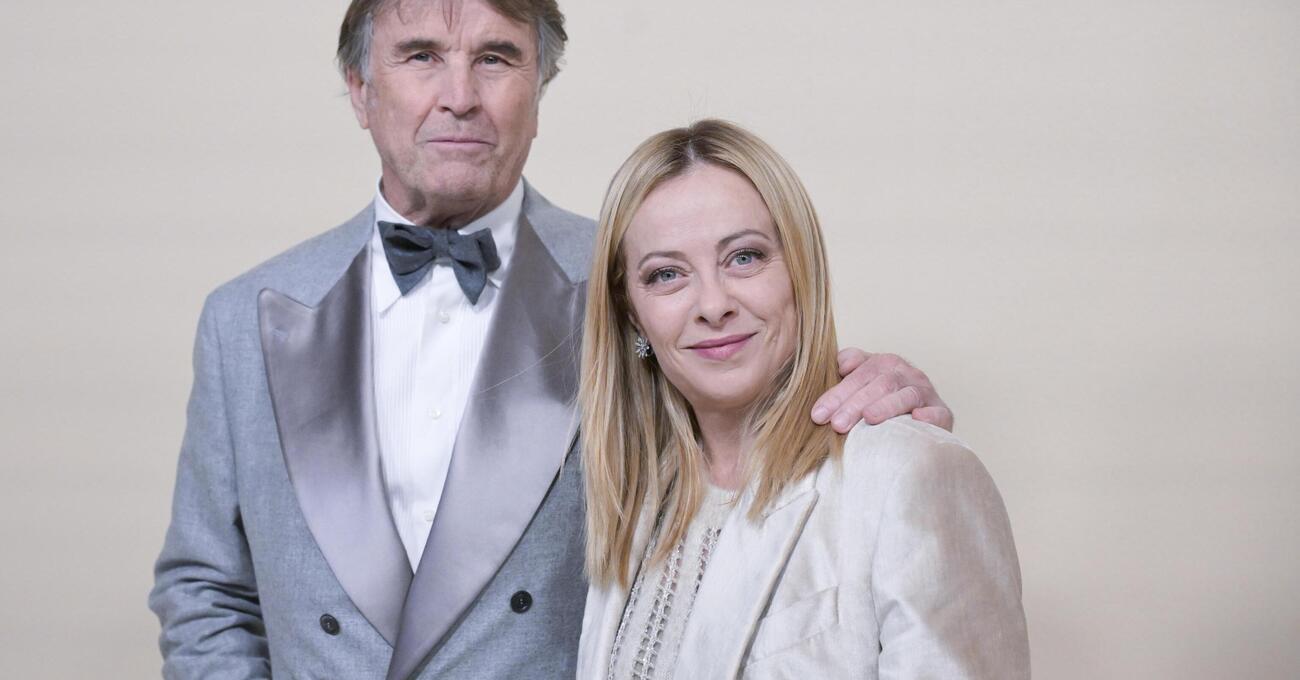 Avanti cos&igrave;, pure la Schlein vota Meloni: ma se vince sempre &egrave; colpa di Brunello Cucinelli (che adesso la adora)