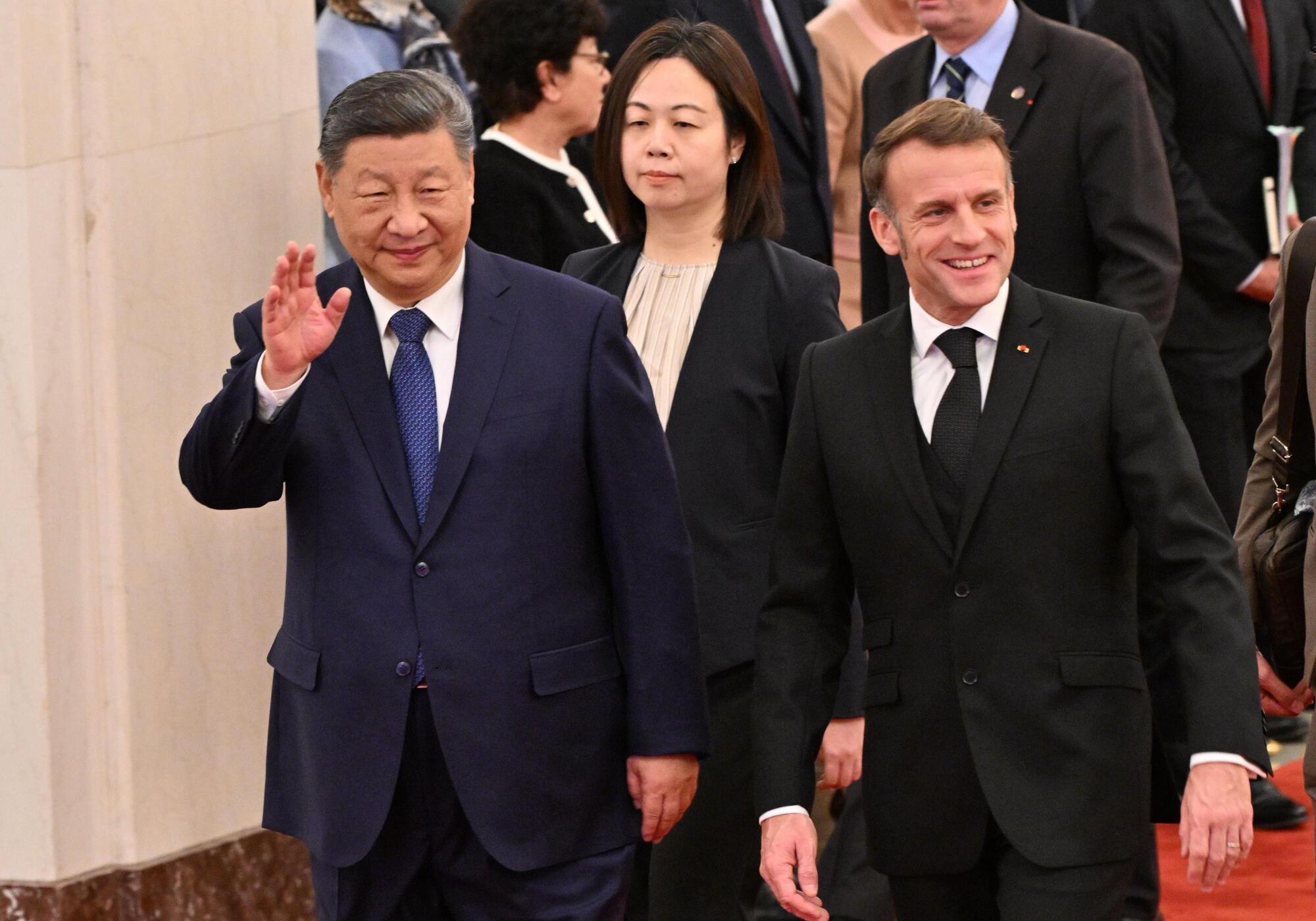 Xi Jinping con Emmanuel Macron