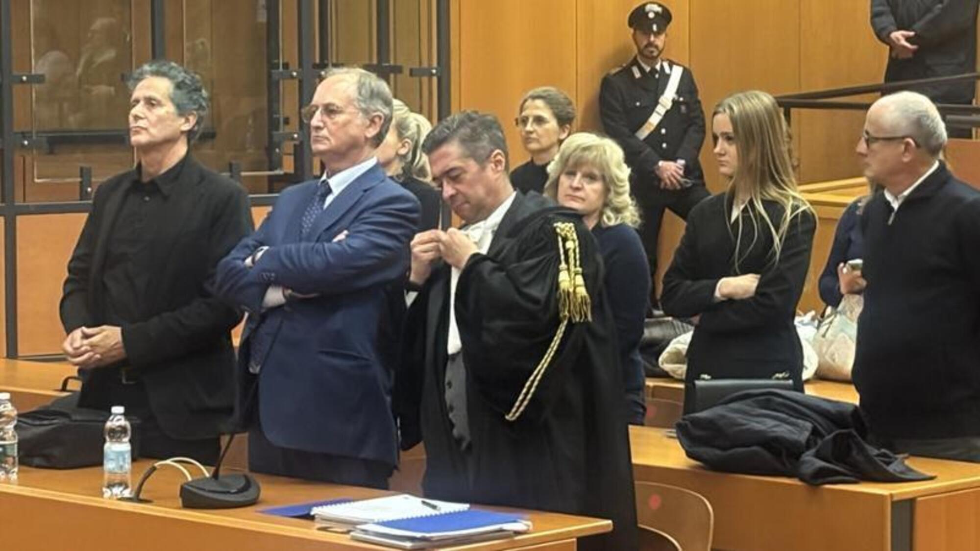 20251208 094519201 2644