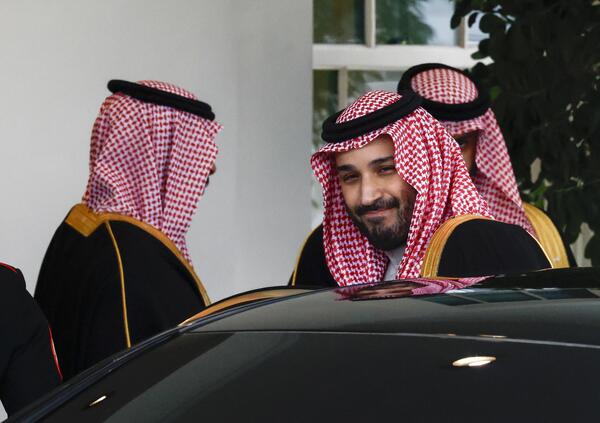 Sapete chi compra davvero Repubblica? Bin Salman. Da Stellantis a Leonardo, vi spieghiamo cosa c&#039;&egrave; dietro e che c&#039;entra l&#039;Arabia Saudita
