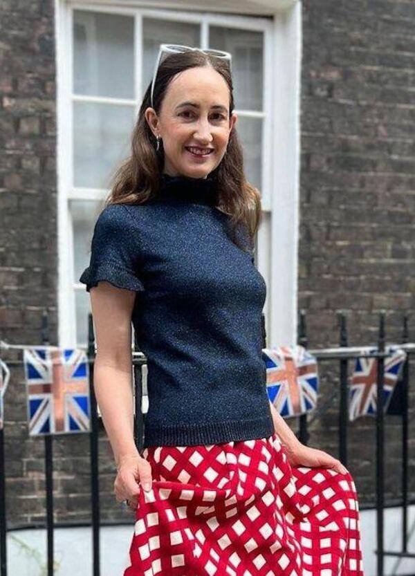 Con Sophie Kinsella se ne va una stagione felice della narrativa, quella della Cick-Lit: da Colazione da Tiffany a I Love Shopping passando da Sex and the City e Bridget Jones