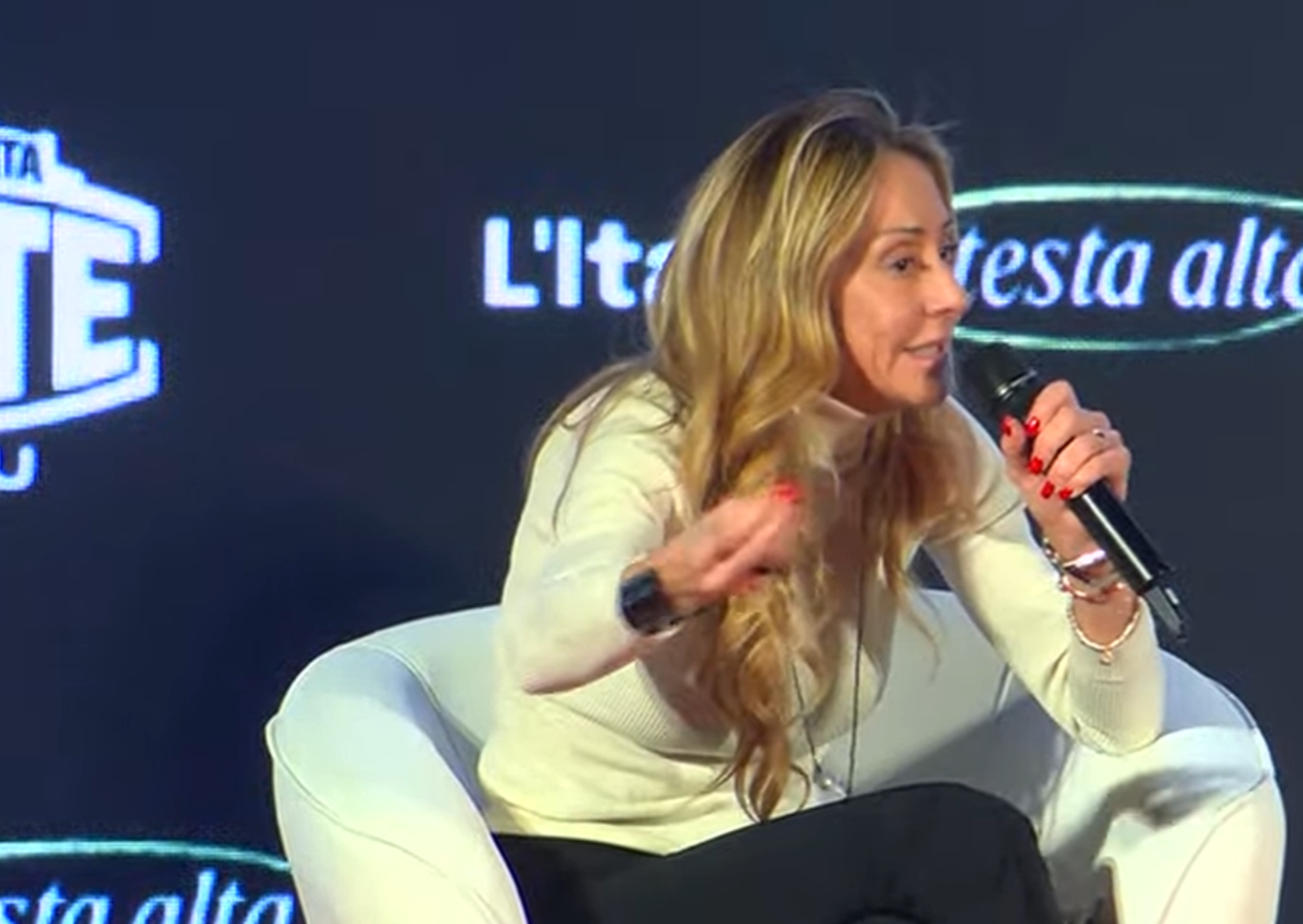 Arianna Meloni nel panel contro i deepfake ad Atreju Atreju Tv