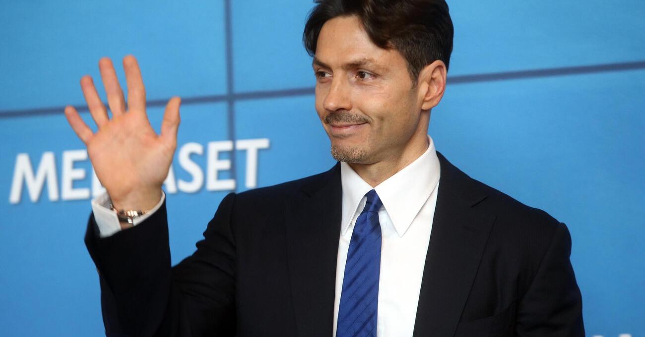 Cosa succede in Forza Italia? Piersilvio vuole il cambiamento e critica Tajani ma l&#039;alternativa dov&#039;&egrave;? Occhiuto o discesa in campo?