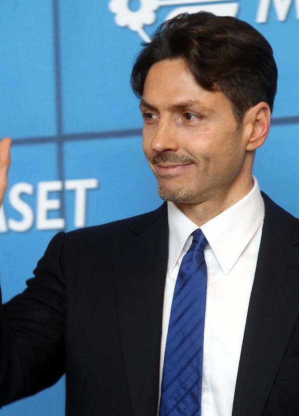 Cosa succede in Forza Italia? Piersilvio cricita Tajani ma l&#039;alternativa dov&#039;&egrave;? Occhiuto o discesa in campo?