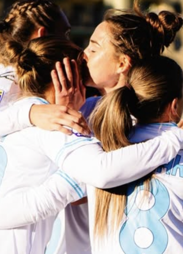 Ma davvero dopo una partita contro il Napoli Women una squadra maschile &egrave; stata invitata in un centro antiviolenza? La vergogna degli insulti sessisti e omofobi in campo e sui social 