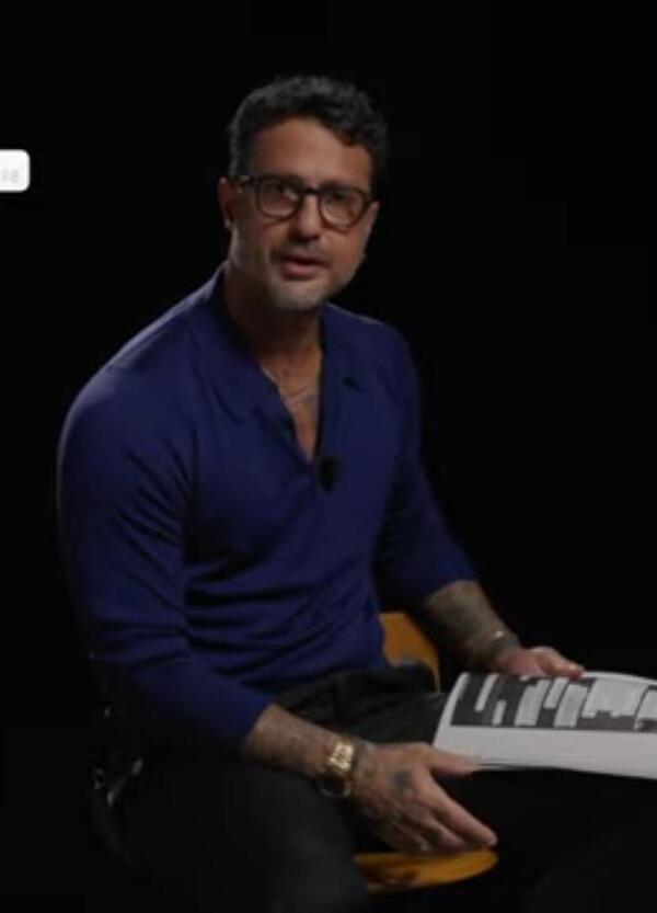 Fabrizio Corona con Alfonso Signorini come Alberto Arbasino con Alberto Moravia. Ma anche come Truman Capote: Falsissimo &egrave; Grande Letteratura dell'Ipocrisia, ma su Youtube