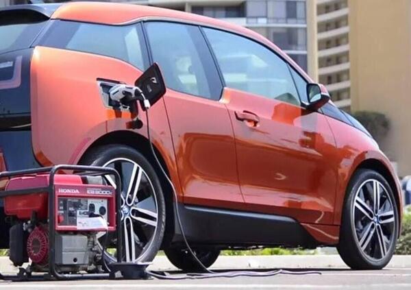 Togliete le ruote alle vostre lavatrici: la Germania (e non solo) ha sbattuto il muso con l&rsquo;ecofollia dell&rsquo;elettrico e sul 2035 l&rsquo;Europa  fa gi&agrave; retromarcia a tutto gas 