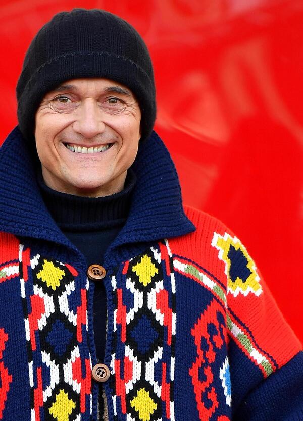 Attenzione: Alfonso Signorini licenziato dal Gf e da Chi. Fuga di notizie da Mediaset