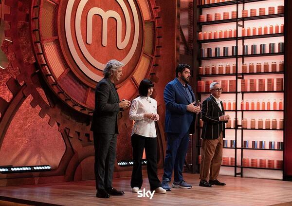 MasterChef &egrave; il Grande Fratello degli aspiranti cuochi: meno cucina fighetta e focus sui concorrenti. E il reality di Canale 5 dovrebbe prendere appunti 