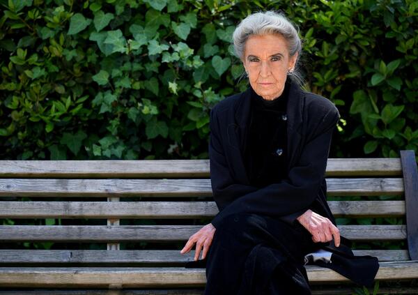 &ldquo;Corona e il sistema Signorini? Gossip a orologeria&rdquo;. Parla la scrittrice ed ex concorrente del Grande Fratello Barbara Alberti: &ldquo;I complici sono sempre i primi ad accusare&rdquo;