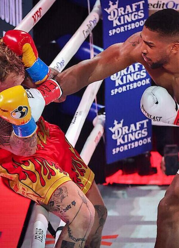 &ldquo;Buffonata&rdquo;. Russo, Oliva e De Carolis senza piet&agrave; su Joshua vs. Paul: &ldquo;Poi se capita l&rsquo;omicidio&hellip;&rdquo;