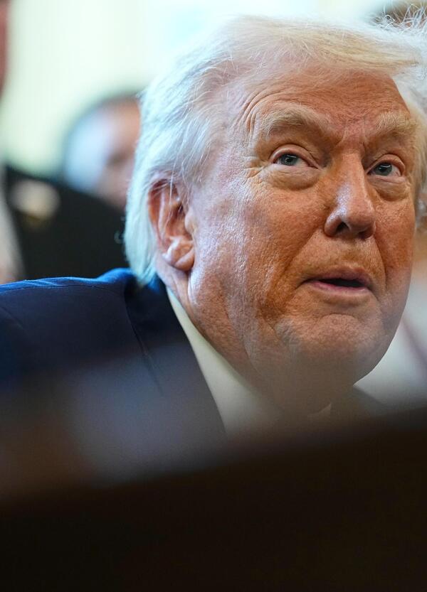 Trump ha bombardato la Nigeria e ora sono caz*i amari, ma sapete cosa c&rsquo;&egrave; dietro? C&rsquo;entra la destra evangelica Usa (compreso Charlie Kirk) e i &ldquo;cristiani massacrati dall'Isis&rdquo;