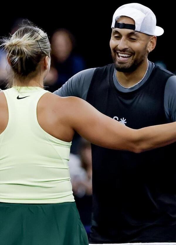Uguali per niente: Kyrgios contro Sabalenka e la &ldquo;battaglia dei sessi&rdquo; del tennis (ovviamente negli Emirati Arabi). Ecco cosa non torna e i precedenti delle sfide tra uomo e donna
