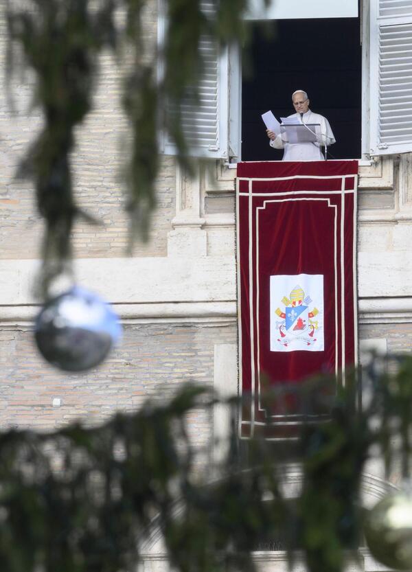 Il cerimoniere del Vaticano come Corona? Curia e Cardinali "culattoni, tutti insieme": il video shock...