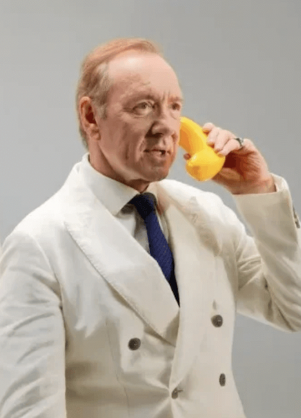 Chi ha incastrato Kevin Spacey in una serie Rai? questo &egrave; vilipendio di un mostro sacro, altro che #MeToo