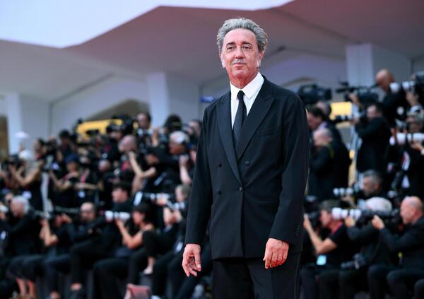 Sorrentino ha rotto il c**o: qualcuno deve pur dirlo e noi lo diciamo. Con la Grazia imita se stesso